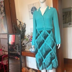 PSZ size small Teal Pleated Blouse like cute vintage dress